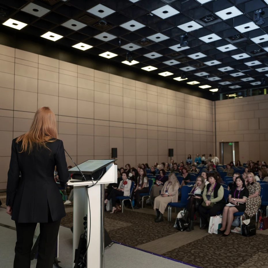 Участие в XIII Национальном конгрессе с международным участием имени Н.О. Миланова «Пластическая хирургия, эстетическая медицина и косметология»