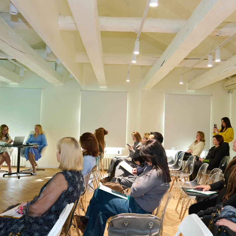 Мультимедийная презентация премиальной коллекции филлеров SkinFill Plus от бренда Promoitalia в ЭСТЕЛАБ Education. Анатомическое обоснование и ультразвуковая диагностика введения дермальных филлеров.